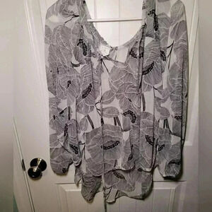 By together collection sheer v neck size S/M